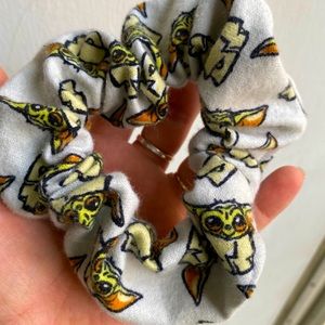 Baby Yoda Scrunchie!